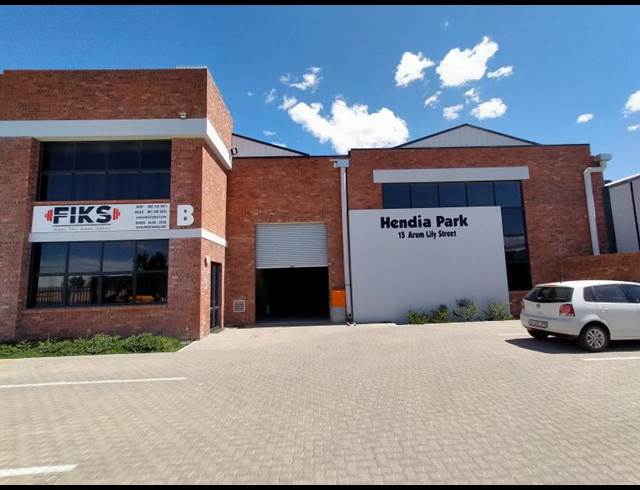 454M² WAREHOUSE RENTED IN FISANTEKRAAL