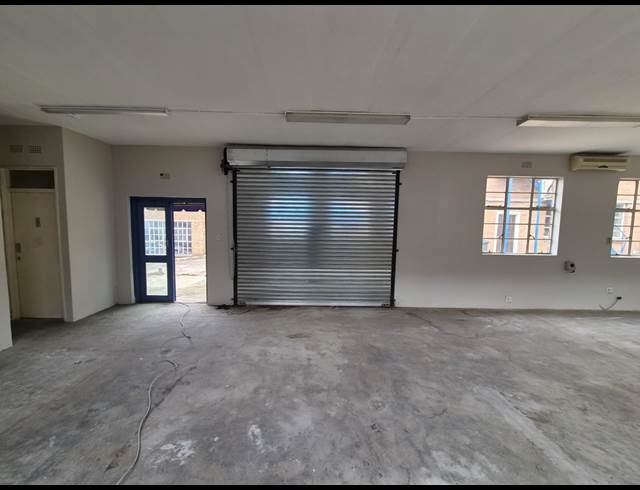 170M² WAREHOUSE TO LET IN WADEVILLE