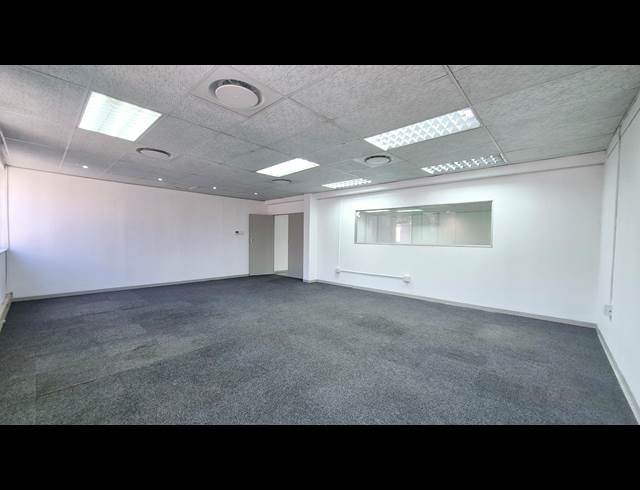 376M² OFFICE TO LET IN MENLYN