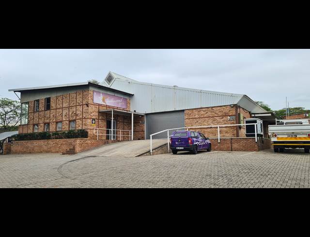 2,506M² WAREHOUSE TO LET IN RIVERSIDE INDUSTRIAL PARK