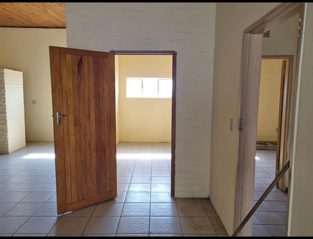 120M² OFFICE TO LET IN NELSPRUIT CENTRAL