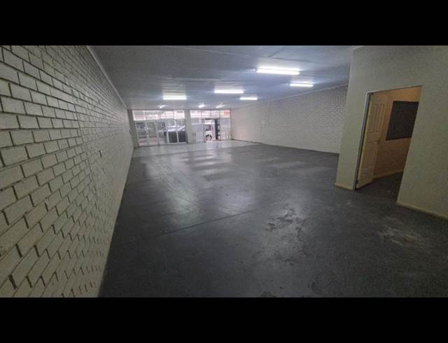190M² RETAIL TO LET IN MIDDELBURG CENTRAL
