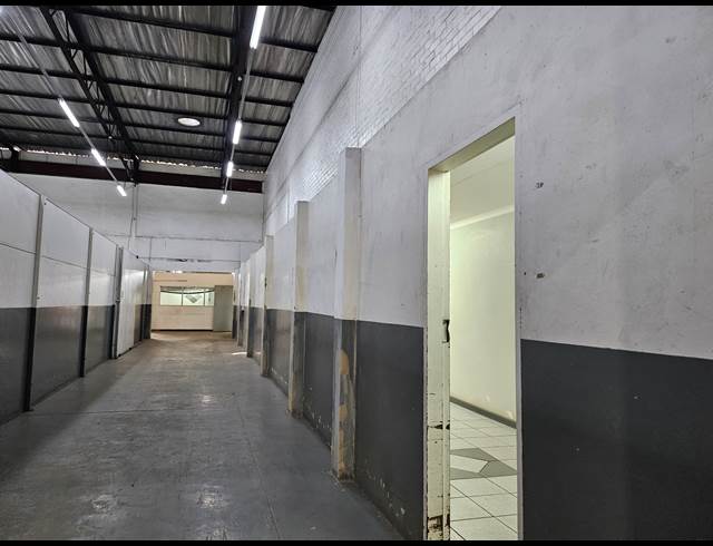 7,011M² WAREHOUSE TO LET IN PRETORIA WEST