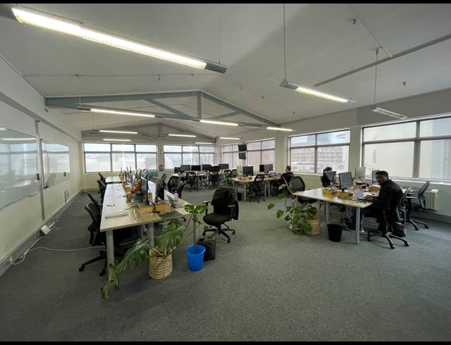 415M² OFFICE TO LET IN GREEN POINT