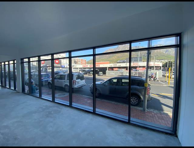 496M² RETAIL TO LET IN WOODSTOCK