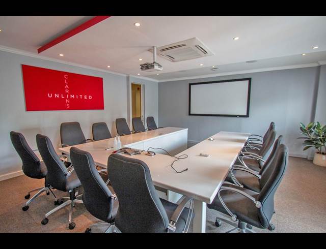 1,442M² OFFICE TO LET IN WAVERLEY