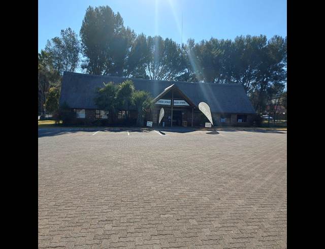 200M² RETAIL TO LET IN SPITSKOP SH