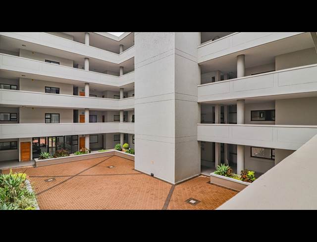 1 BEDROOM APARTMENT TO LET IN UMHLANGA RIDGE