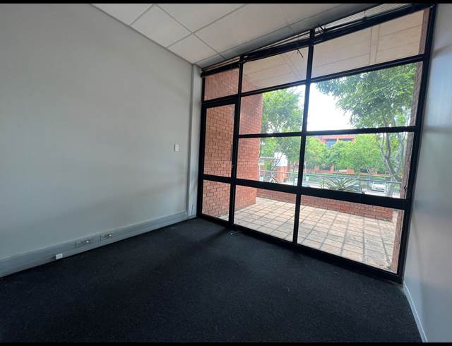 140M² OFFICE TO LET IN HIGHVELD