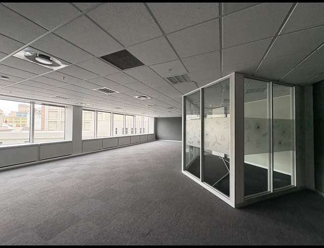 435M² OFFICE TO LET IN CAPE TOWN CITY CENTRE