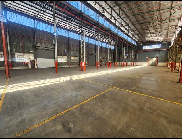 5,800M² WAREHOUSE TO LET IN WADEVILLE