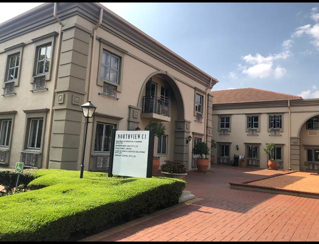255M² OFFICE TO LET IN HYDE PARK