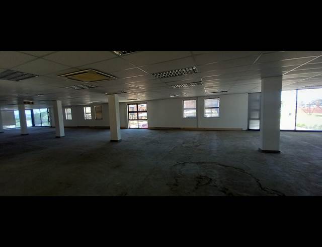 472M² OFFICE TO LET IN PAULSHOF