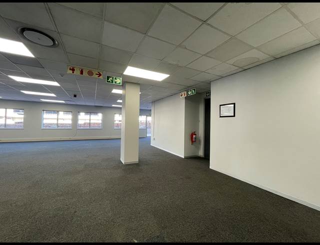 594M² OFFICE TO LET IN SANDTON CENTRAL