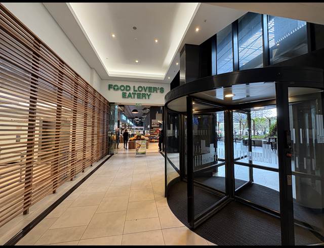 450M² OFFICE TO LET IN FORESHORE