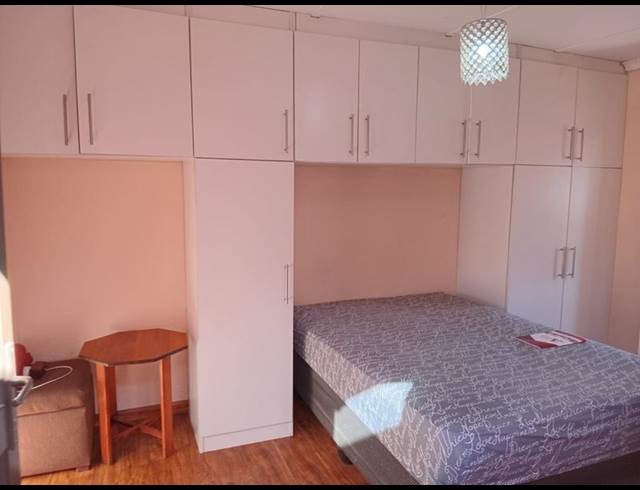 1 BEDROOM PROPERTY TO RENT IN GRAHAMSTOWN RURAL