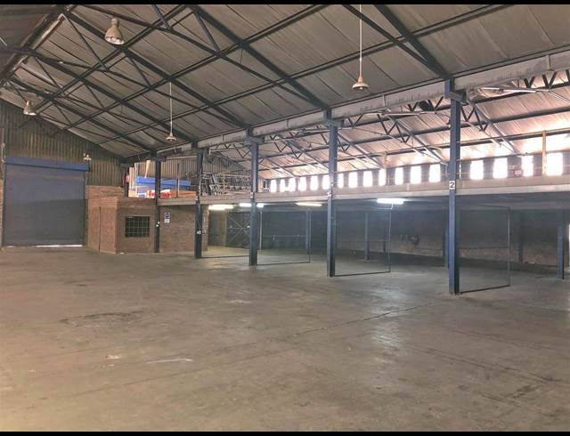 2,800M² WORKSHOP TO LET IN SEBENZA