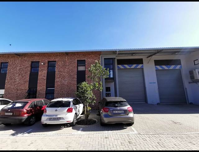 176M² BUILDING TO LET IN MAITLAND