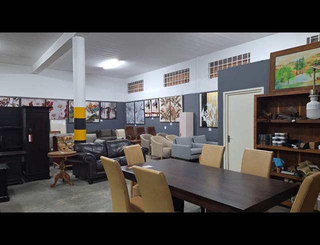 309M² WAREHOUSE TO LET IN RIVERSIDE PARK