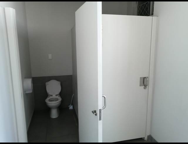 760M² OFFICE TO LET IN CONGELLA