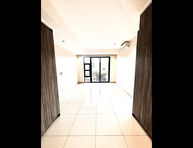2 BEDROOM APARTMENT TO LET IN PARKMORE