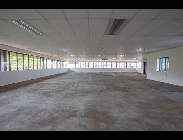 2,272M² OFFICE TO LET IN SIMBA