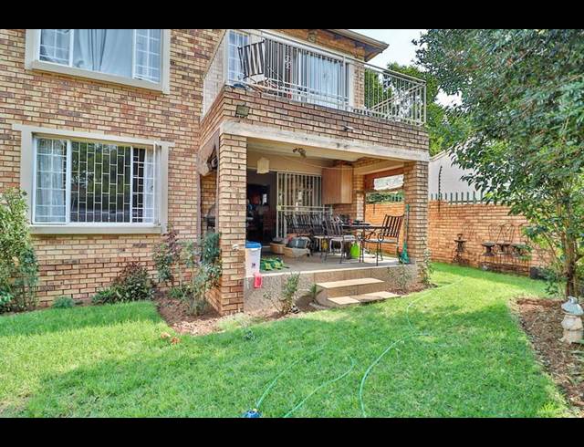 3 BEDROOM PROPERTY TO RENT IN OLIVEDALE