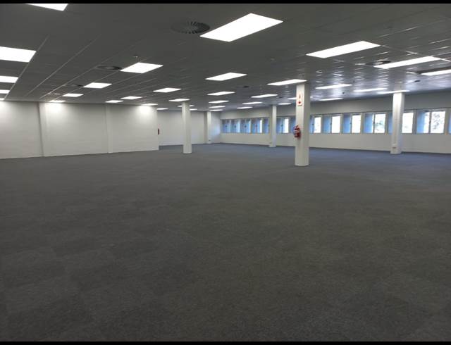 651M² OFFICE TO LET IN UMGENI PARK
