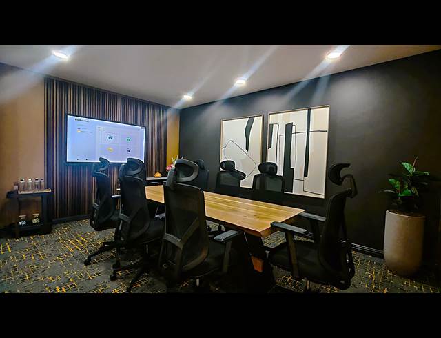 19M² OFFICE TO LET IN VANDERBIJLPARK SE
