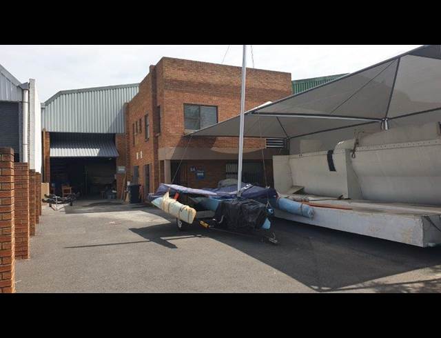 400M² WAREHOUSE TO LET IN KILLARNEY GARDENS
