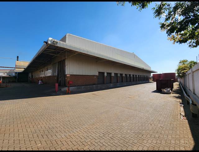 8,000M² FACTORY TO LET IN SPARTAN