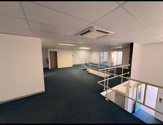 253M² OFFICE TO LET IN MARCONI BEAM INDUSTRIA