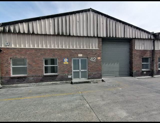 539M² WAREHOUSE TO LET IN BELLVILLE SOUTH