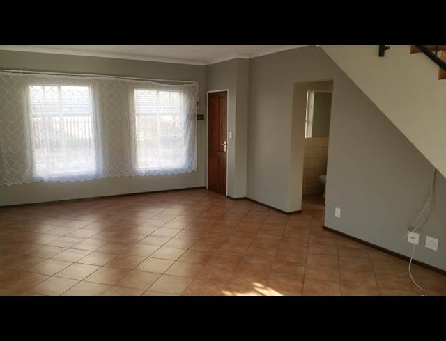 3 bed property to rent in TERENURE