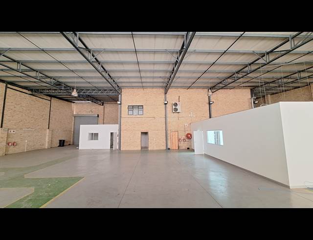 963M² WAREHOUSE TO LET IN NORTH RIDING