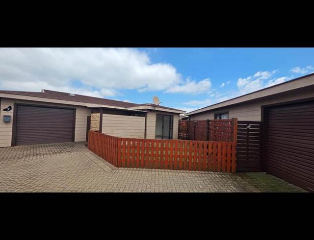 2 BEDROOM PROPERTY TO RENT IN HENLEY-ON-KLIP