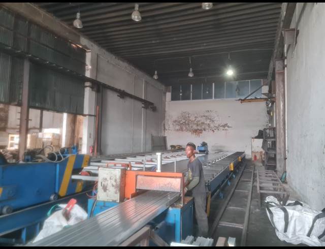 3,000M² INDUSTRIAL YARD TO LET IN MOBENI