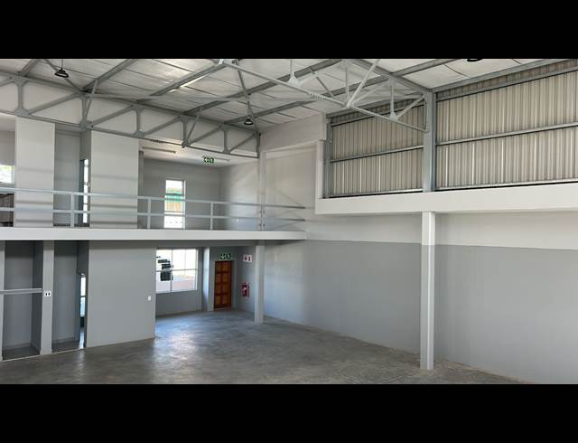 515M² WAREHOUSE TO LET IN RIVERSIDE PARK