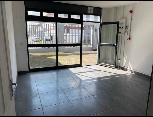312M² MINI FACTORY TO LET IN WETTON