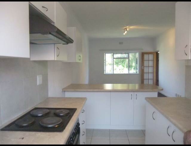 2 bed property to rent in CLAREMONT