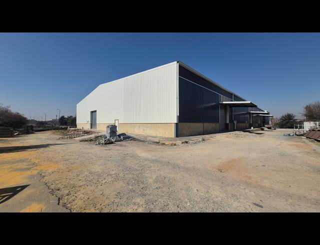 7,000M² WAREHOUSE TO LET IN ANDERBOLT