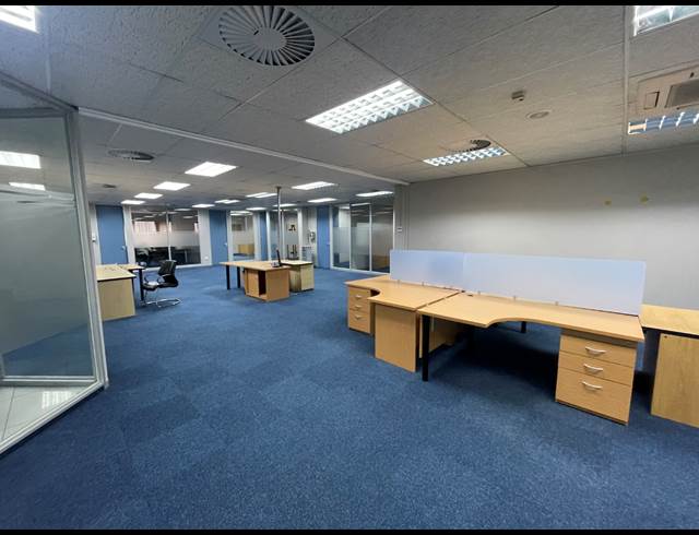 1,469M² OFFICE TO LET IN CAPE TOWN CITY CENTRE