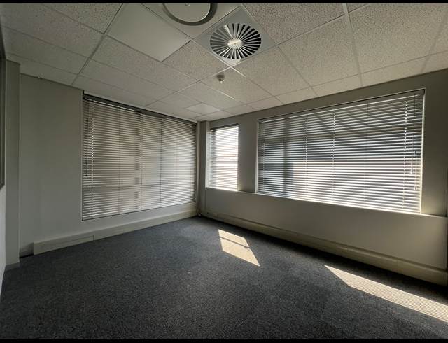 422M² OFFICE TO LET IN CENTURION CENTRAL