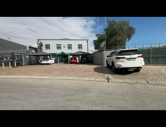 3,260M² WAREHOUSE TO LET IN BLACKHEATH INDUSTRIAL