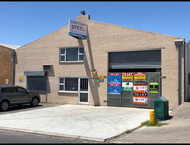 435M² WAREHOUSE TO LET IN STIKLAND INDUSTRIAL