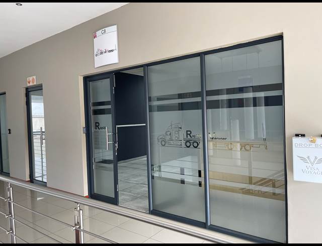 108M² OFFICE TO LET IN IMPALA PARK