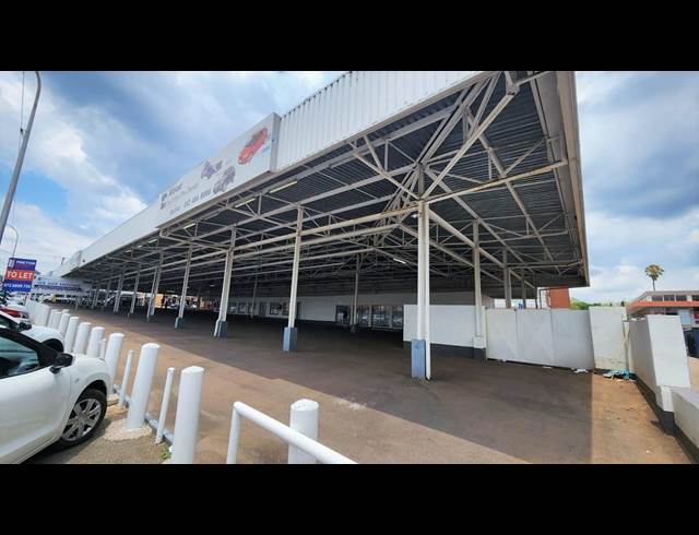1,788M² SHOWROOM TO LET IN GEZINA