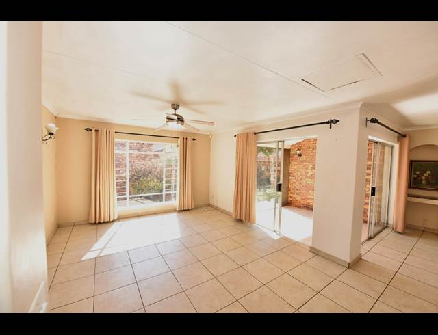 3 BEDROOM FREESTANDING RENTED IN PAULSHOF