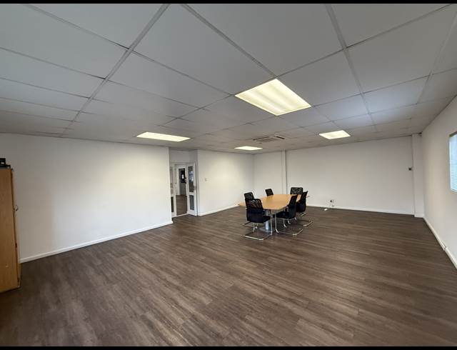 3,170M² WAREHOUSE TO LET IN BRACKENFELL INDUSTRIAL