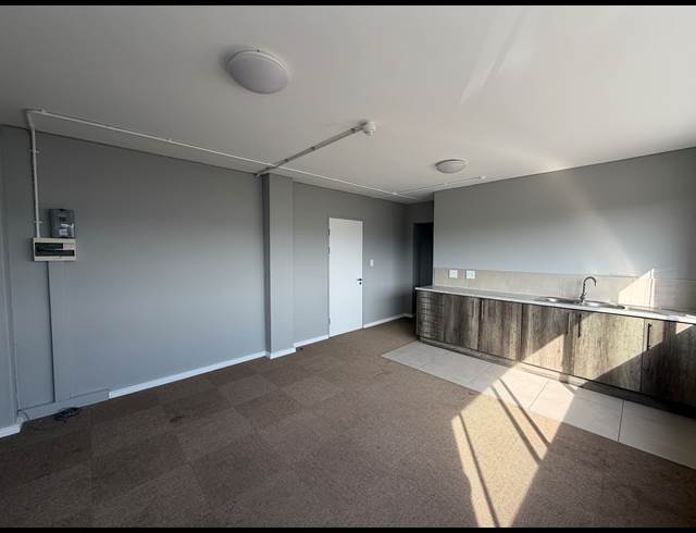 54M² OFFICE TO LET IN FIRGROVE